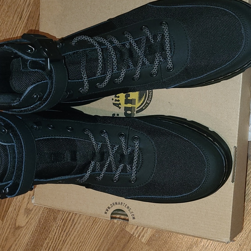 New Dr. Martens Air Wair "Combo Tech" with bounce soles size 13 - Picture 10 of 15